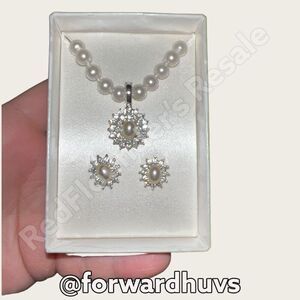 Bundle Sale 3 for $15 | Faux Pearl & Rhinestone Jewelry Set | Preowned in Box